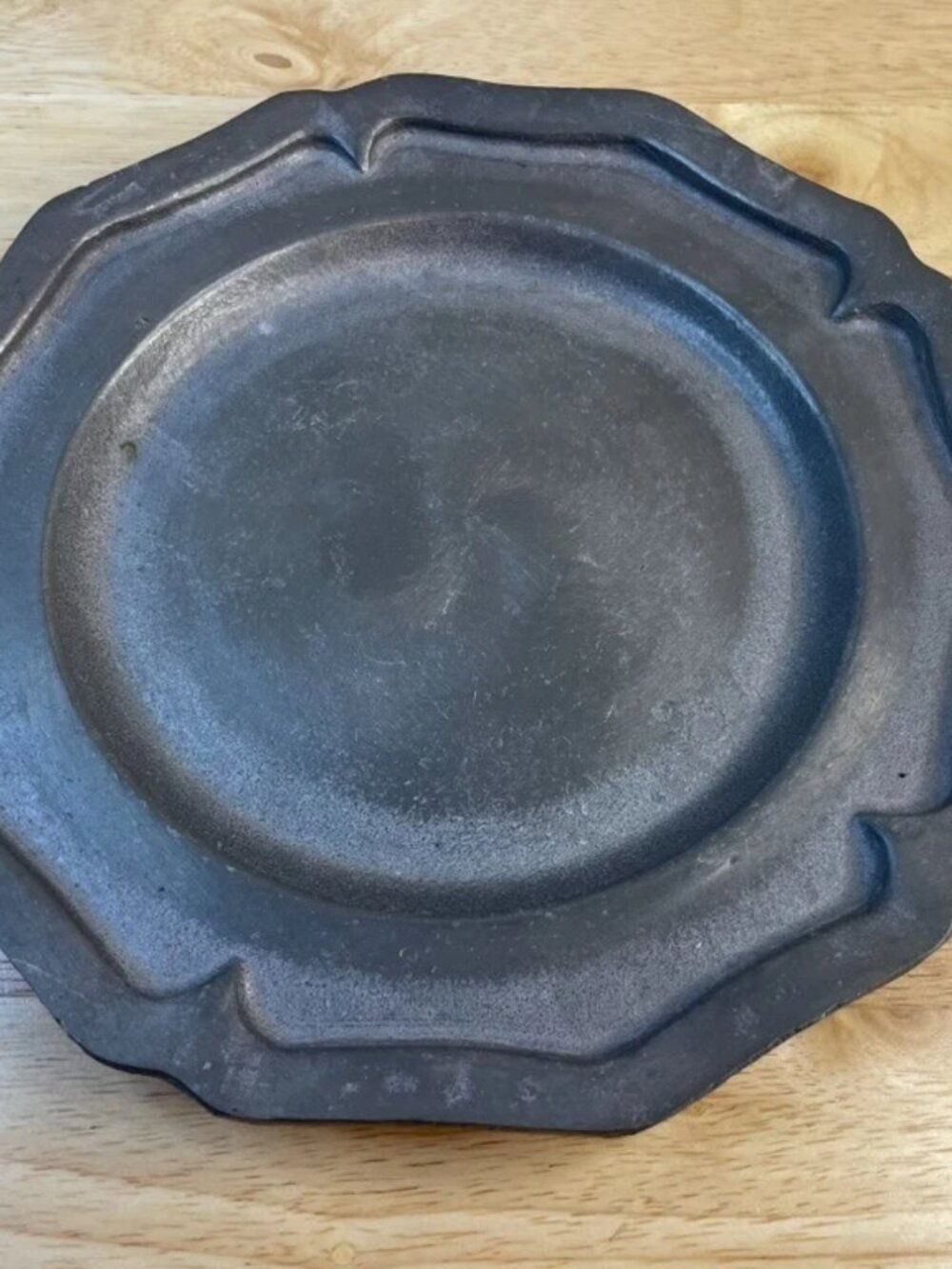 Vintage Pewter Plate Scalloped Rim Queen Anne Colonial Style